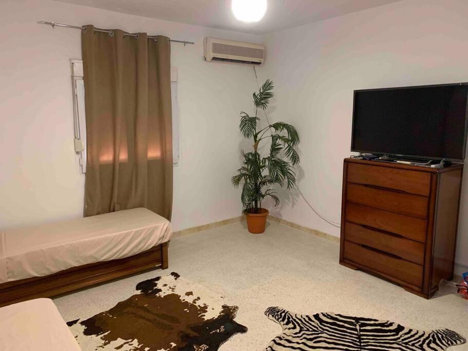 Appartement 5 Lits Climatise Salon 2Chambres Cuisine Equipee Sdb Staoueli Zewnętrze zdjęcie